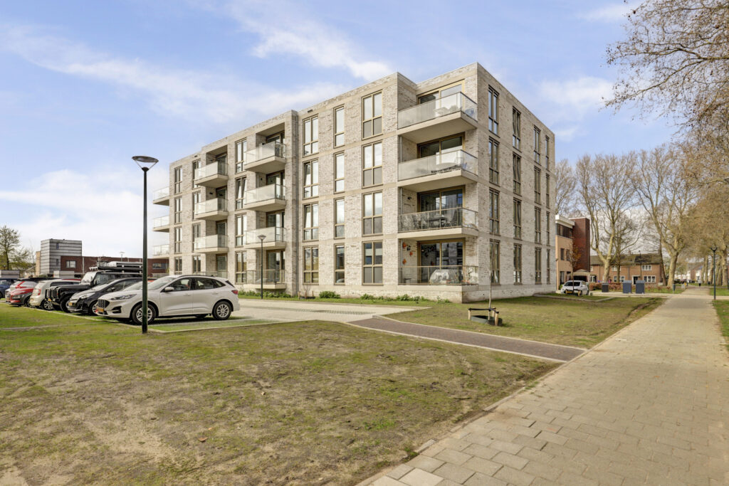 Raamsdonksveer – Vijfhoevenlaan 23d 03