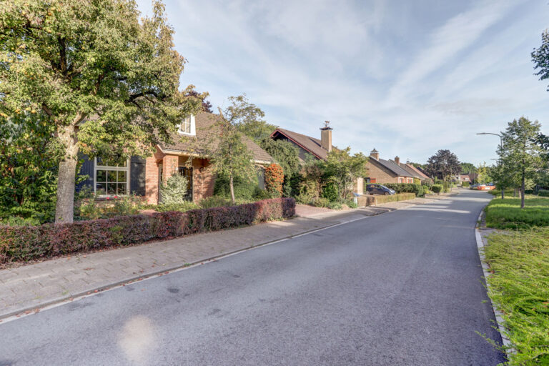 Sleeuwijk – Acacialaan 9