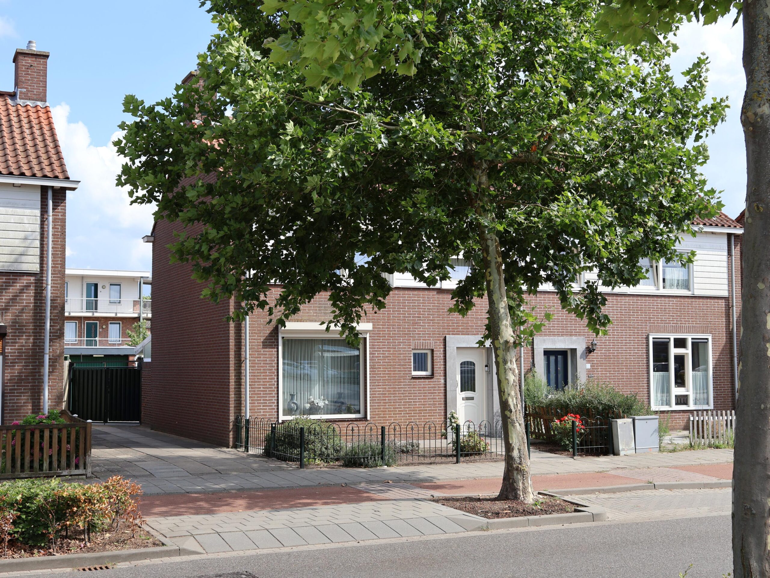 Raamsdonksveer – Boterpolderlaan 54