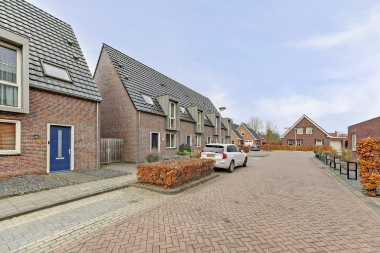 Raamsdonk – Burg. Moonshof 8