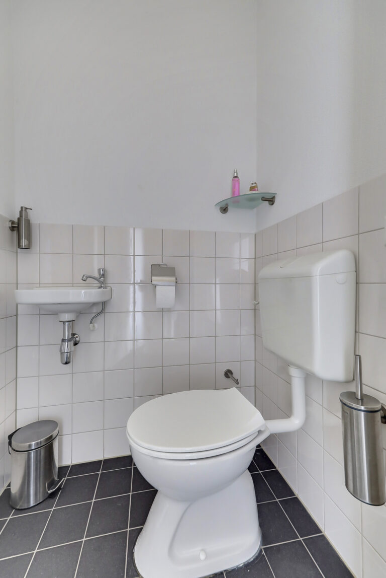 Raamsdonk – Burg. Moonshof 8