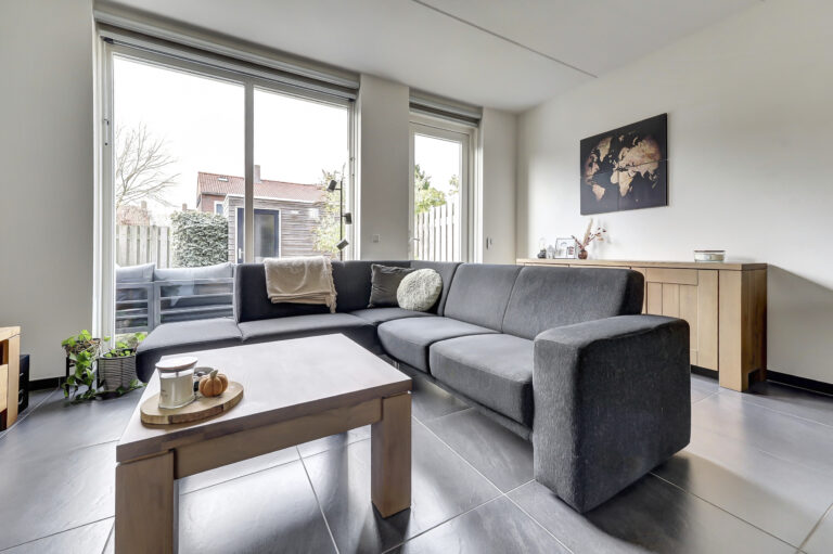 Raamsdonk – Burg. Moonshof 8