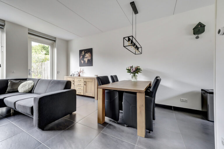 Raamsdonk – Burg. Moonshof 8