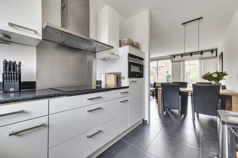 Raamsdonk – Burg. Moonshof 8