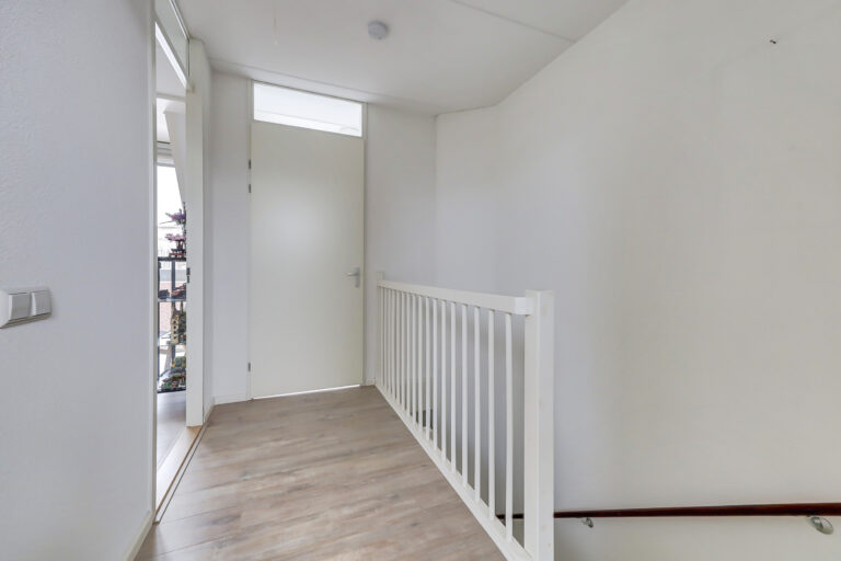 Raamsdonk – Burg. Moonshof 8