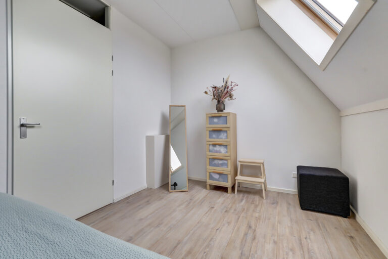 Raamsdonk – Burg. Moonshof 8