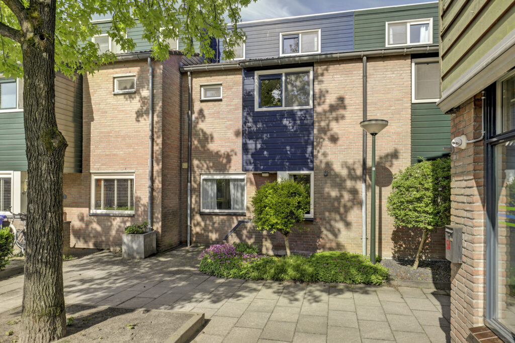 Raamsdonksveer – Burgemeester Krijgsmangeerde 27