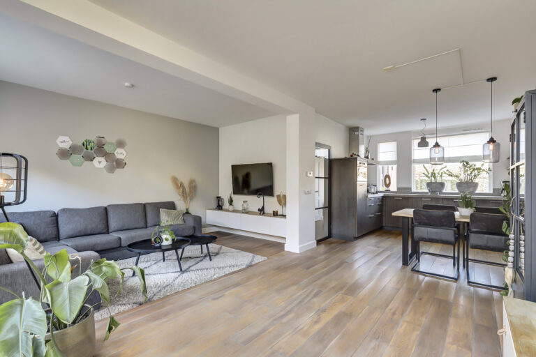 Almkerk – Van Limburg Stirumstraat 45