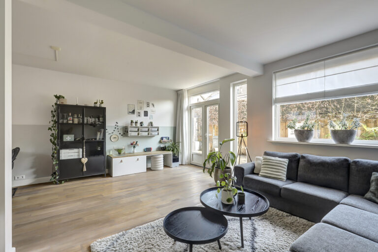 Almkerk – Van Limburg Stirumstraat 45