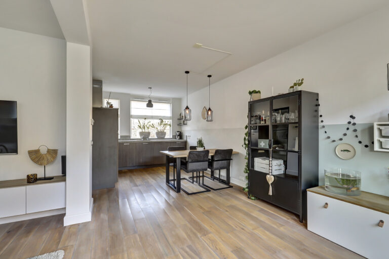 Almkerk – Van Limburg Stirumstraat 45