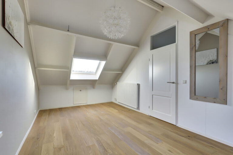 Almkerk – Van Limburg Stirumstraat 45