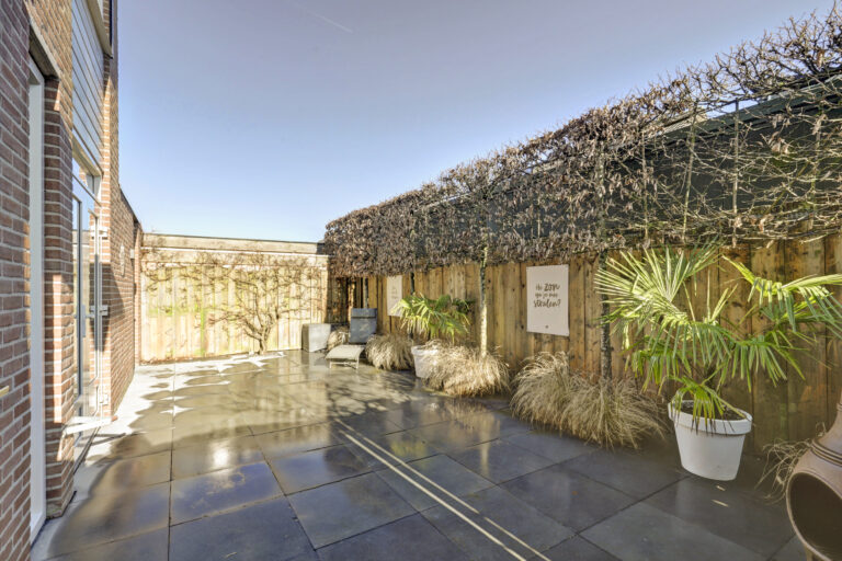 Almkerk – Van Limburg Stirumstraat 45