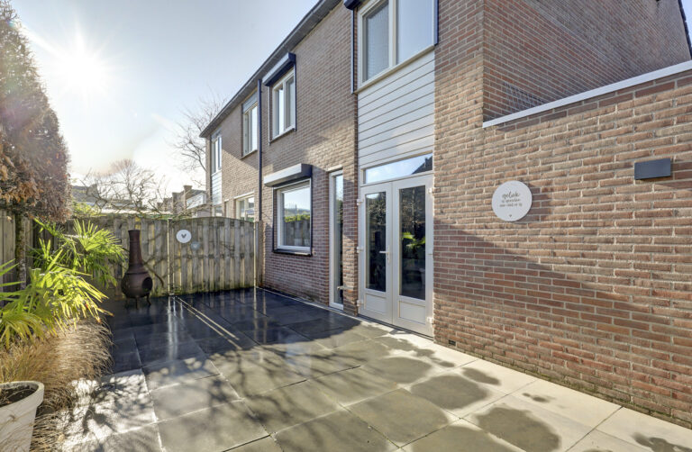 Almkerk – Van Limburg Stirumstraat 45