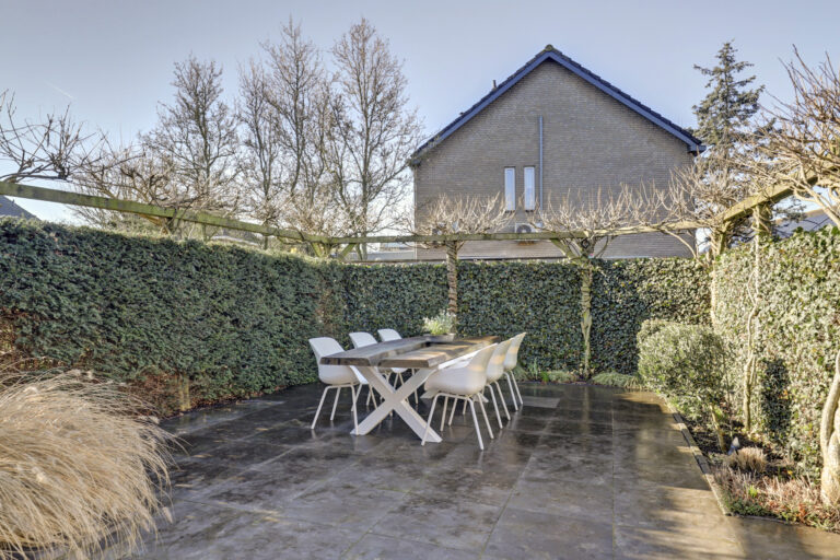 Almkerk – Van Limburg Stirumstraat 45