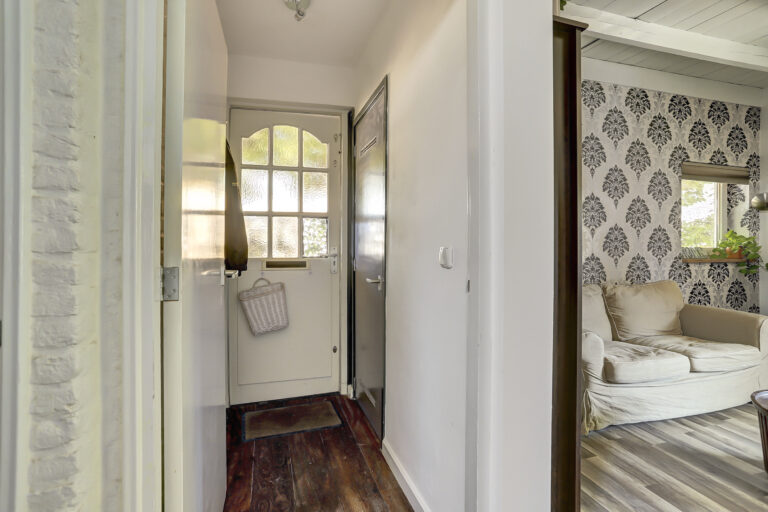 Raamsdonksveer – Zwanesteeg 6