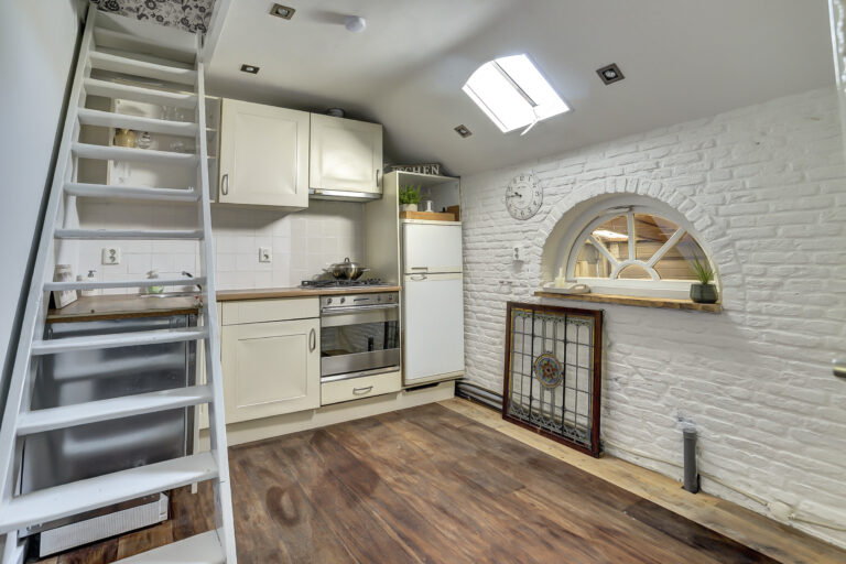 Raamsdonksveer – Zwanesteeg 6