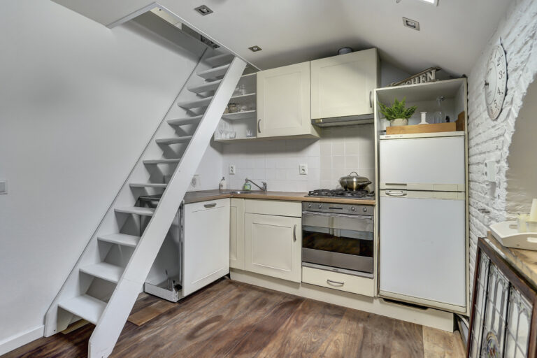 Raamsdonksveer – Zwanesteeg 6