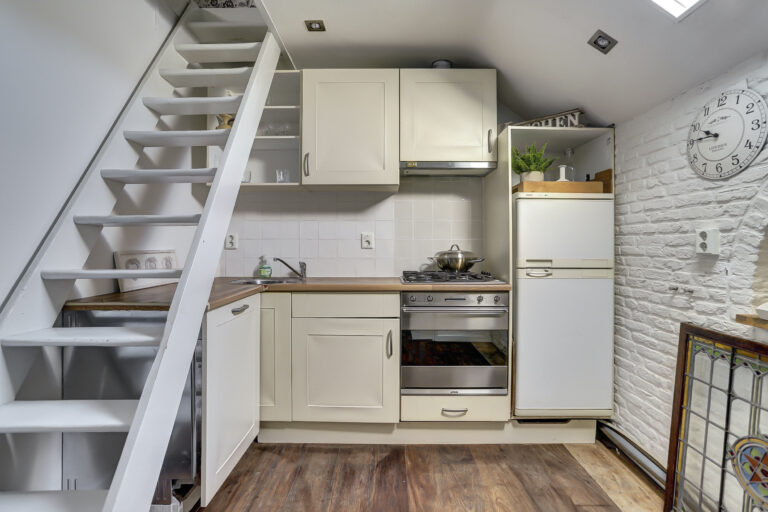 Raamsdonksveer – Zwanesteeg 6