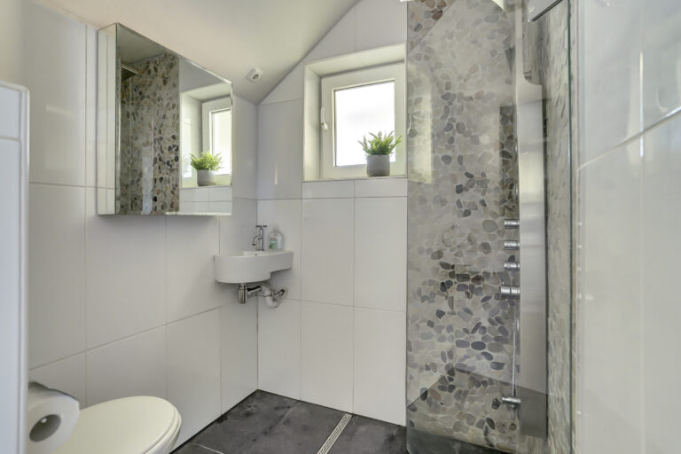 Raamsdonksveer – Zwanesteeg 6