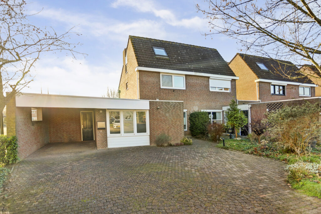 Raamsdonksveer – Benraatshoef 12