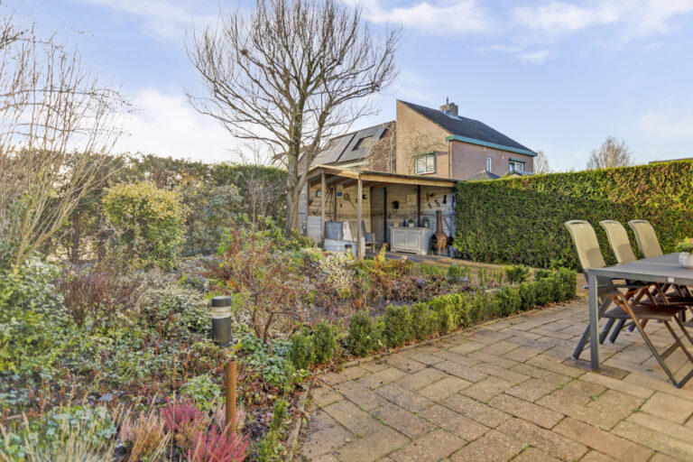 Raamsdonksveer – Benraatshoef 12