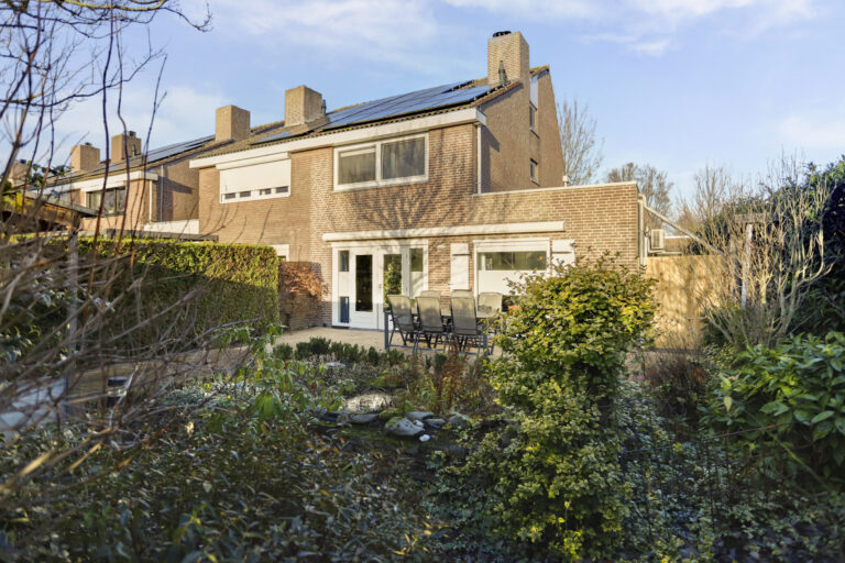 Raamsdonksveer – Benraatshoef 12