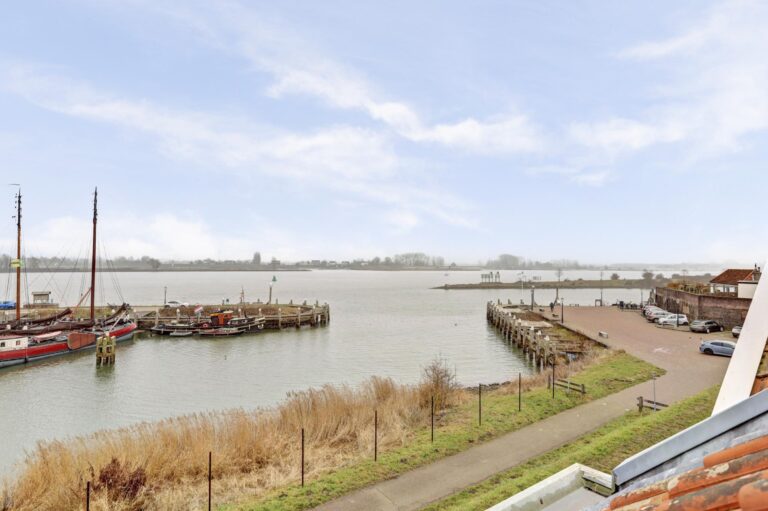 Woudrichem – Rijkswal 52