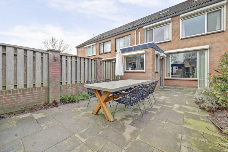 Raamsdonksveer – Papeweer 6